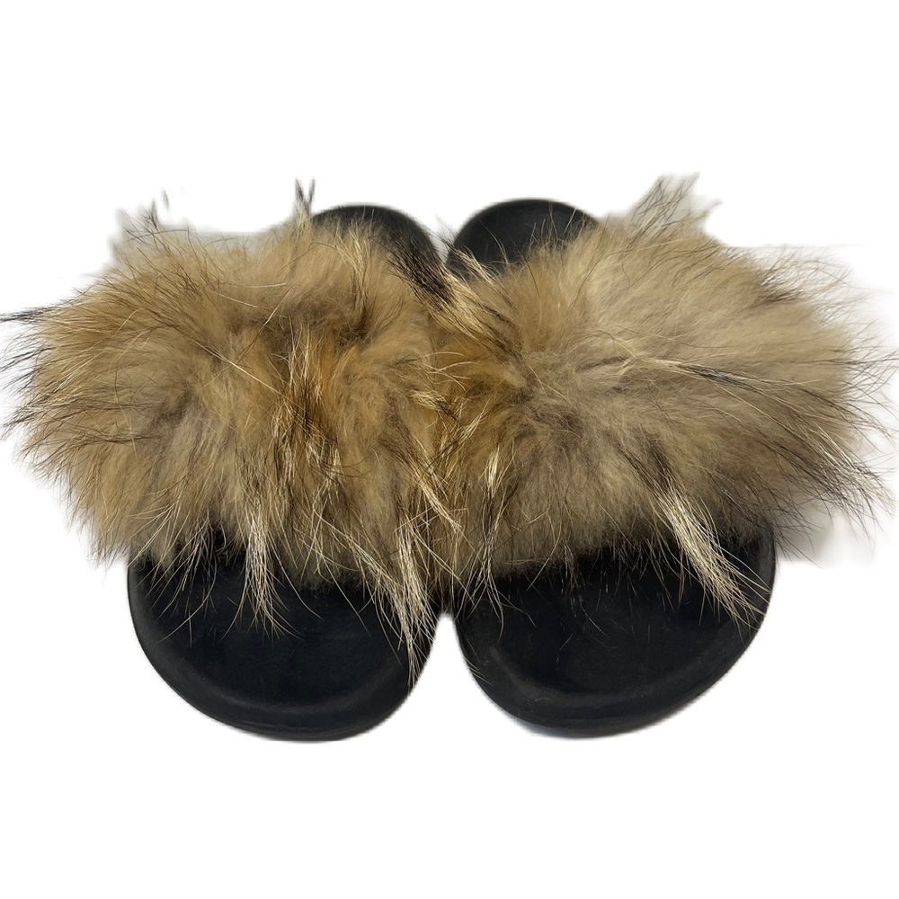 Woman’s faux fur open toe tan sz 11 cozy foam slipper slides comfy furry top